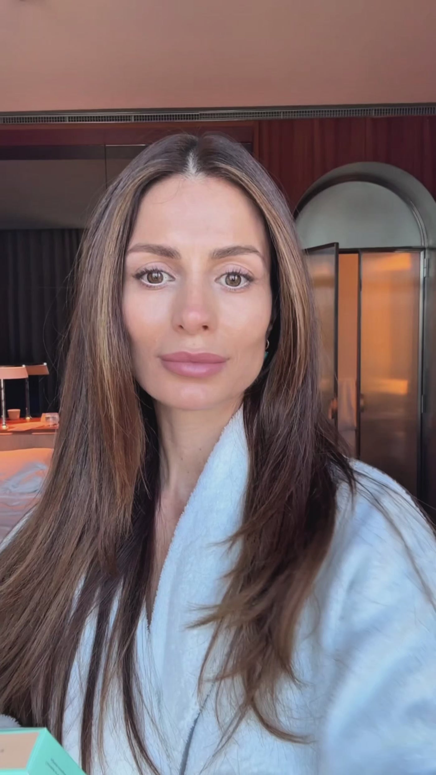 #color_golden-medium-03